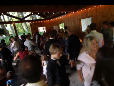 Mobile-Music-DJs-Moving-Picture-Weddings